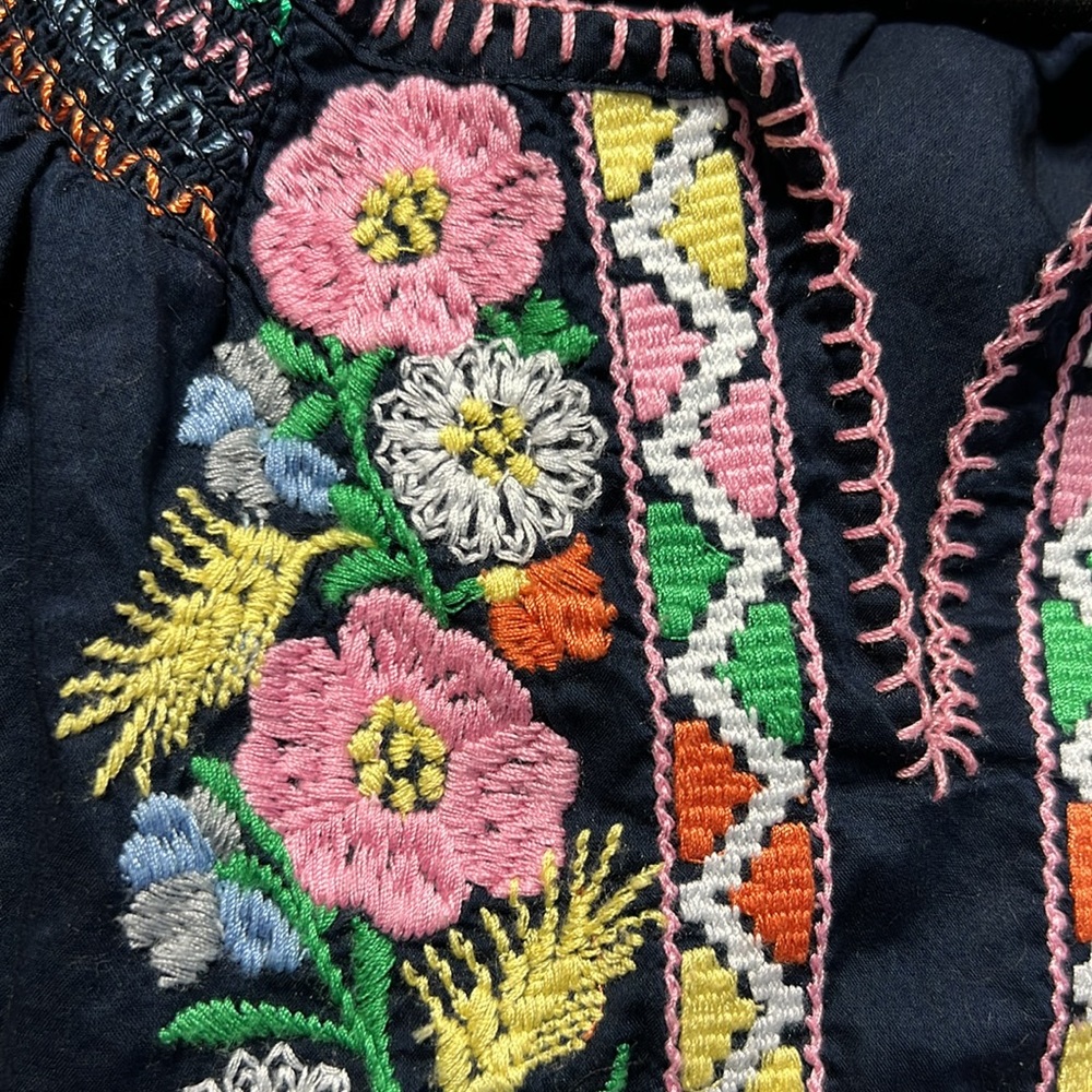 Talbots Embroidered Top - Picture 4 of 5